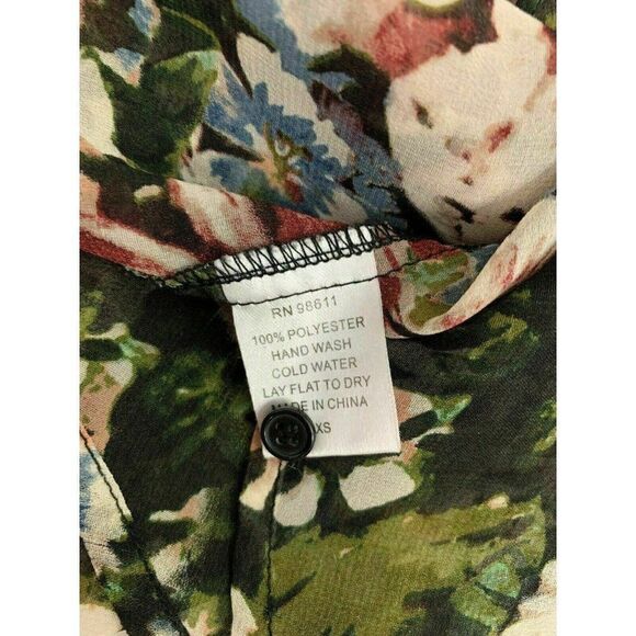 Eight Sixty Floral Long sleeve top - Picture 6 of 7